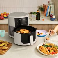 bella PRO - SmartCrisp 8-qt. Touchscreen Air Fryer - Oatmilk - Accessories