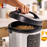 bella PRO - 20-Cup Digital Rice Cooker - Stainless Steel - Accessories