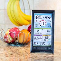 AcuRite - Iris (5-in-1) Weather Station with Vertical Color Display for Hyperlocal Weather Foreca... - Alternate Views