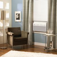 Danby - DAC080B8IWDB-6 350 Sq. Ft. 8,000 BTU Window Air Conditioner - White - Alternate Views