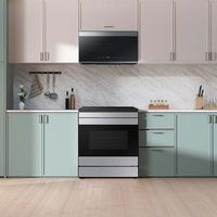 Samsung - OPEN BOX Bespoke 2.1 Cu. Ft. Over-the-Range Microwave with Sensor Cooking and Auto Dimm... - Alternate Views