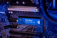 WD - Blue SN5000 4TB Internal SSD PCIe Gen 4 x4 NVMe - Alternate Views