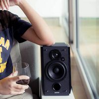 Edifier - R1850DB Active Bookshelf Speakers, Computer Speakers - Bluetooth and Optical Input - 2.... - Alternate Views