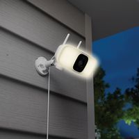 Lorex - 2K Floodlight Wi-Fi Security Camera (with App Controlled Horizontal Pan) - White - Alternate Views