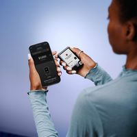 Ledger - Nano Gen 5 with Recovery Key - Black - Alternate Views