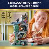 LEGO - Harry Potter Luna Lovegood’s House 76467 - Angle
