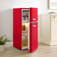 Insignia™ - 4.5 Cu. Ft. Retro Mini Fridge with Top Freezer and ENERGY STAR Certification - Red - Angle
