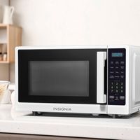 Insignia™ - .7 Cu. Ft. Compact Microwave - White - Angle