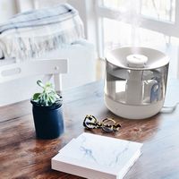 Vornado - MISTIC 4 Ultrasonic Humidifier, Top-Fill, Aromatherapy, Ambient Lighting, 400 Sq Ft Cov... - Angle