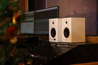 Edifier - MR4 2.0 Monitor Reference Speaker System - White - Back View