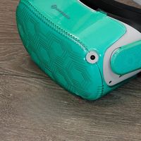 Hyperkin - Headset and Strap Arm Protective Shells for Oculus Quest 2 - Fresh Mint - Back View
