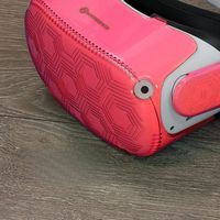 Hyperkin - Headset and Strap Arm Protective Shells for Oculus Quest 2 - Hot Pink - Back View