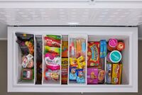 Whirlpool - 16 cu. ft. Convertible Freezer-to-Fridge Chest Freezer with 3 Storage Baskets - White - Back View