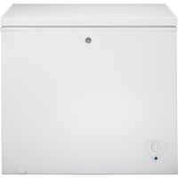 GE - 7.0 Cu. Ft. Chest Freezer - White - Large Front