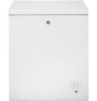 GE - 5.0 Cu. Ft. Garage-Ready Chest Freezer - White - Large Front