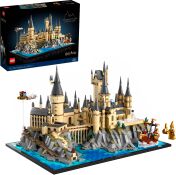LEGO - Harry Potter Hogwarts Castle and Grounds Wizarding Building Set 76419 - Large Front
