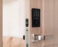 Lorex - Bluetooth Deadbolt Smart Lock with Touchpad - Matte Black - Left View