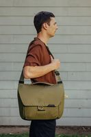 Peak Design - Everyday Messenger 13L v2 - Kelp - Left View