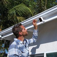 Swann - CoreCam Indoor/Outdoor Wireless 1080p Solar Panel Security System - Black/White - Left View