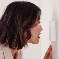 Ring - Peephole Cam Video Doorbell - Battery - Satin Nickel - Left View