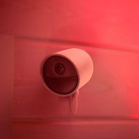 Philips - Hue Wired Security Camera WCA E26 set NM - White - Left View