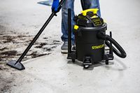 Stanley - 6 Gallon wet/dry vacuum - black - Left View