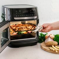 bella PRO - 12.6-qt. Touchscreen Air Fryer Pizza Oven with Rotisserie - Stainless Steel - Left View