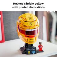 LEGO - Editions Scuderia Ferrari HP Lewis Hamilton Helmet 43022 - Left View