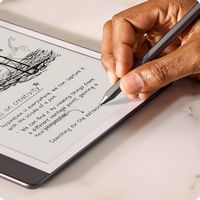 Amazon - Kindle Scribe Premium Pen (Compatible with 2022 and 2024 release Scribe) - Jade - Left View