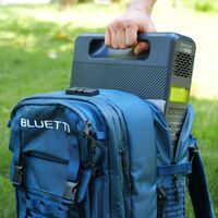 BLUETTI - Handsfree2 Solar Backpack 700W (512 Wh Capacity) - Black - Left View